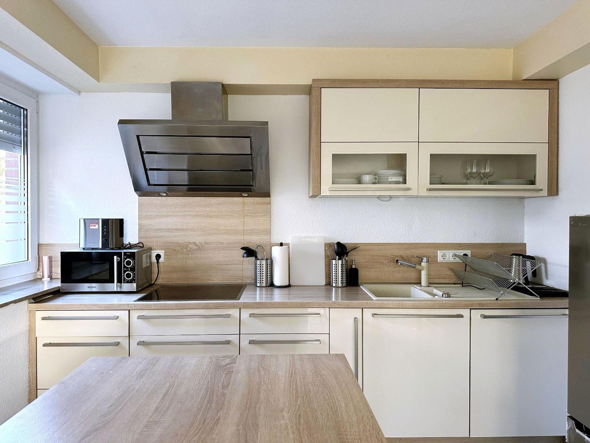 Schoene Apartments I Private Parkplaetze I Home2Share Munster  Bagian luar foto