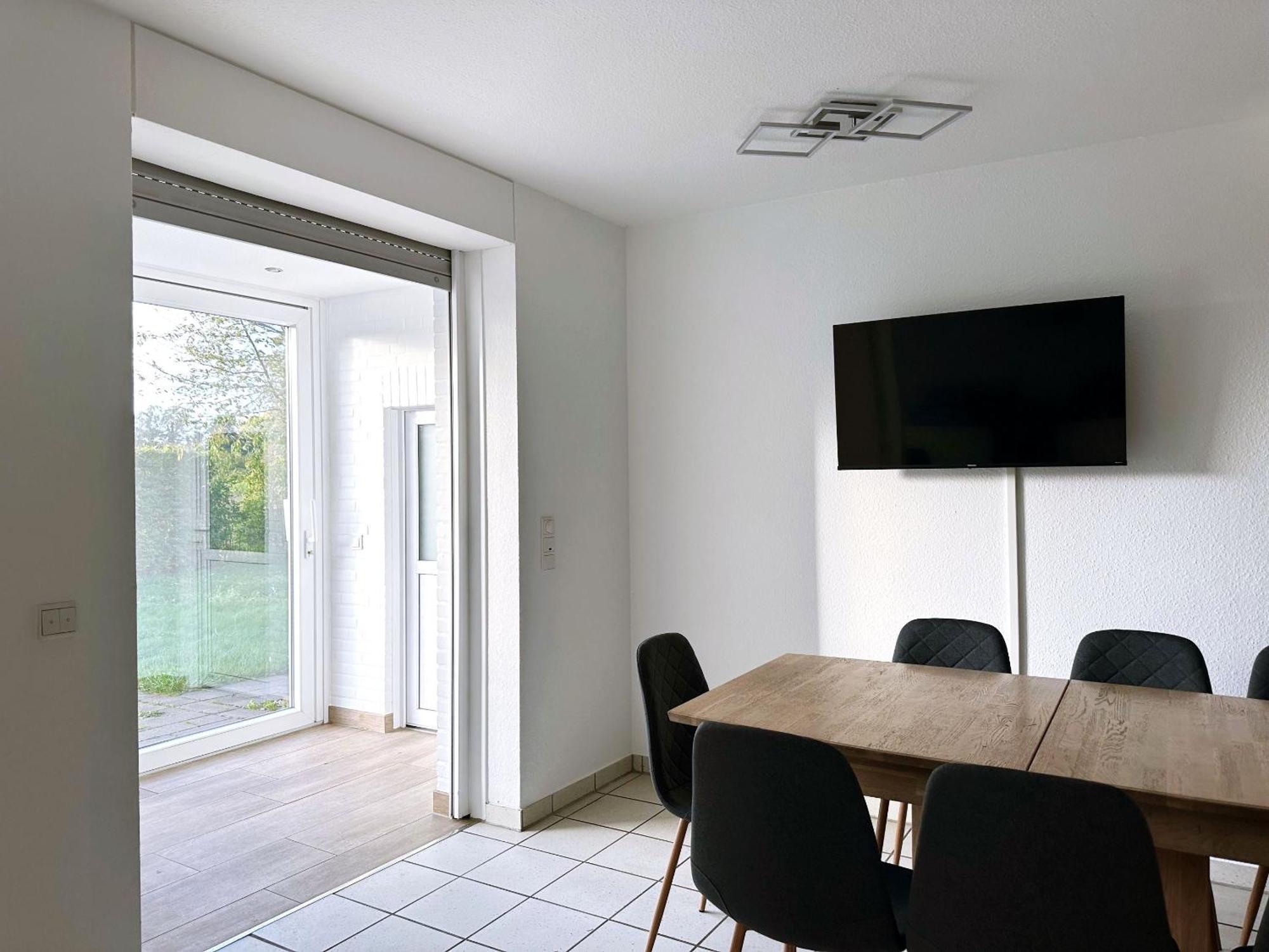 Schoene Apartments I Private Parkplaetze I Home2Share Munster  Bagian luar foto